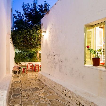 Castro Hotel Folégandros Екстериор снимка