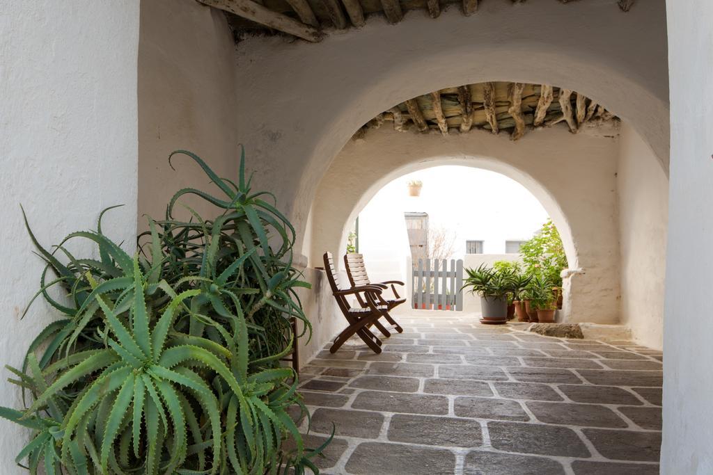 Castro Hotel Folégandros Екстериор снимка